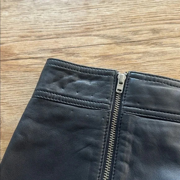 Madewell black leather mini skirt - Picture 9 of 10